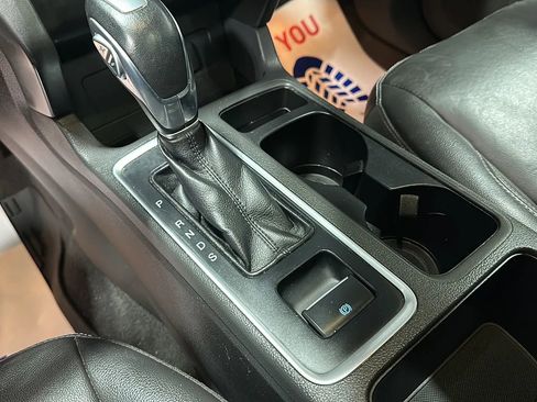 Used 2018 Ford Escape SEL AWD/4WD image 25