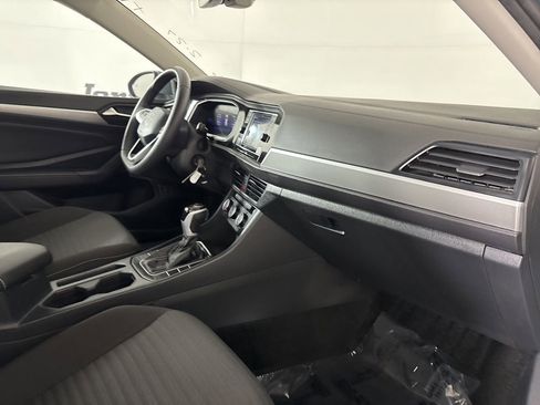 Used 2024 Volkswagen Jetta S image 27