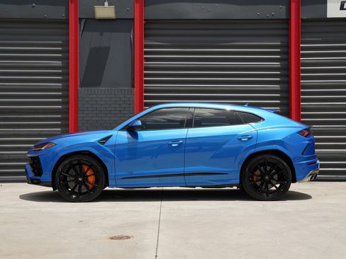 Used 2020 Lamborghini Urus AWD/4WD image 7