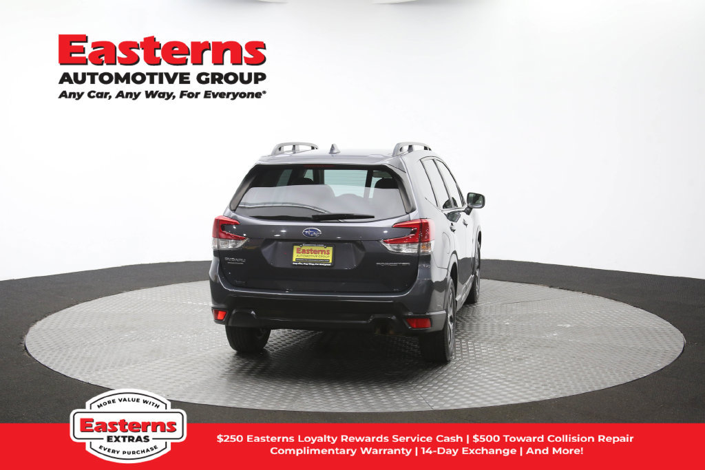 Used 2023 Subaru Forester Premium AWD/4WD image 44