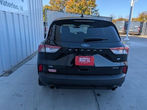 Used 2022 Ford Escape SE w/ SE Sport Appearance Package image 22