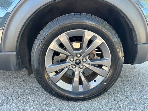 Certified 2022 Ford Explorer XLT w/ Equipment Group 202A RWD image 30