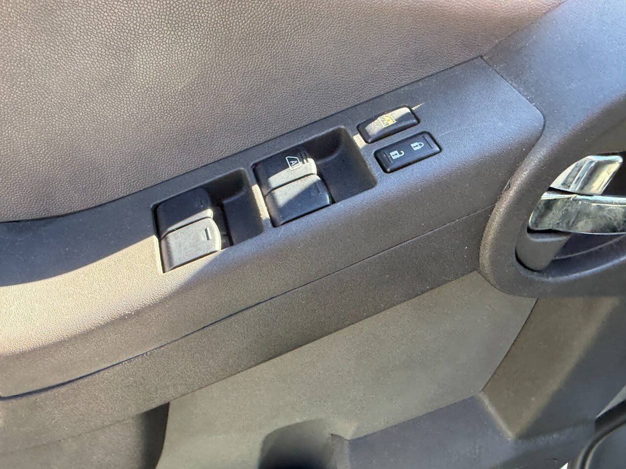 Used 2015 Nissan Xterra S w/ Value Package AWD/4WD image 19
