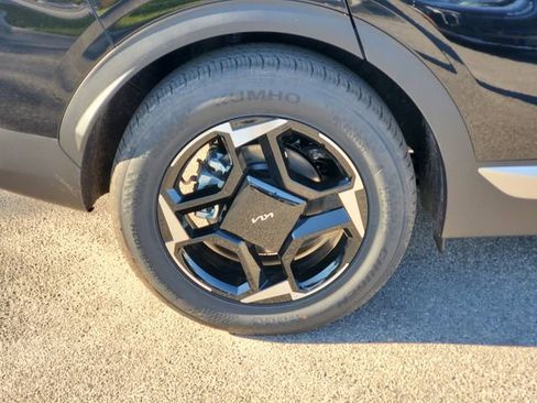 New 2026 Kia Sportage EX image 5