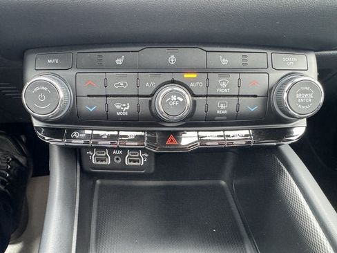 Used 2023 Dodge Durango GT w/ Mopar All Weather Package AWD/4WD image 23