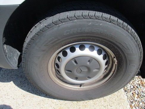 Used 2025 Mercedes-Benz Sprinter 2500 image 28