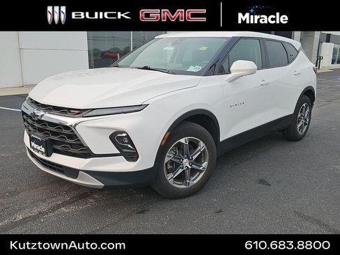 Used 2023 Chevrolet Blazer LT w/ Driver Confidence Package AWD/4WD image 1
