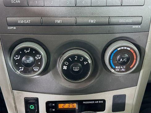 Used 2011 Toyota Corolla LE image 21