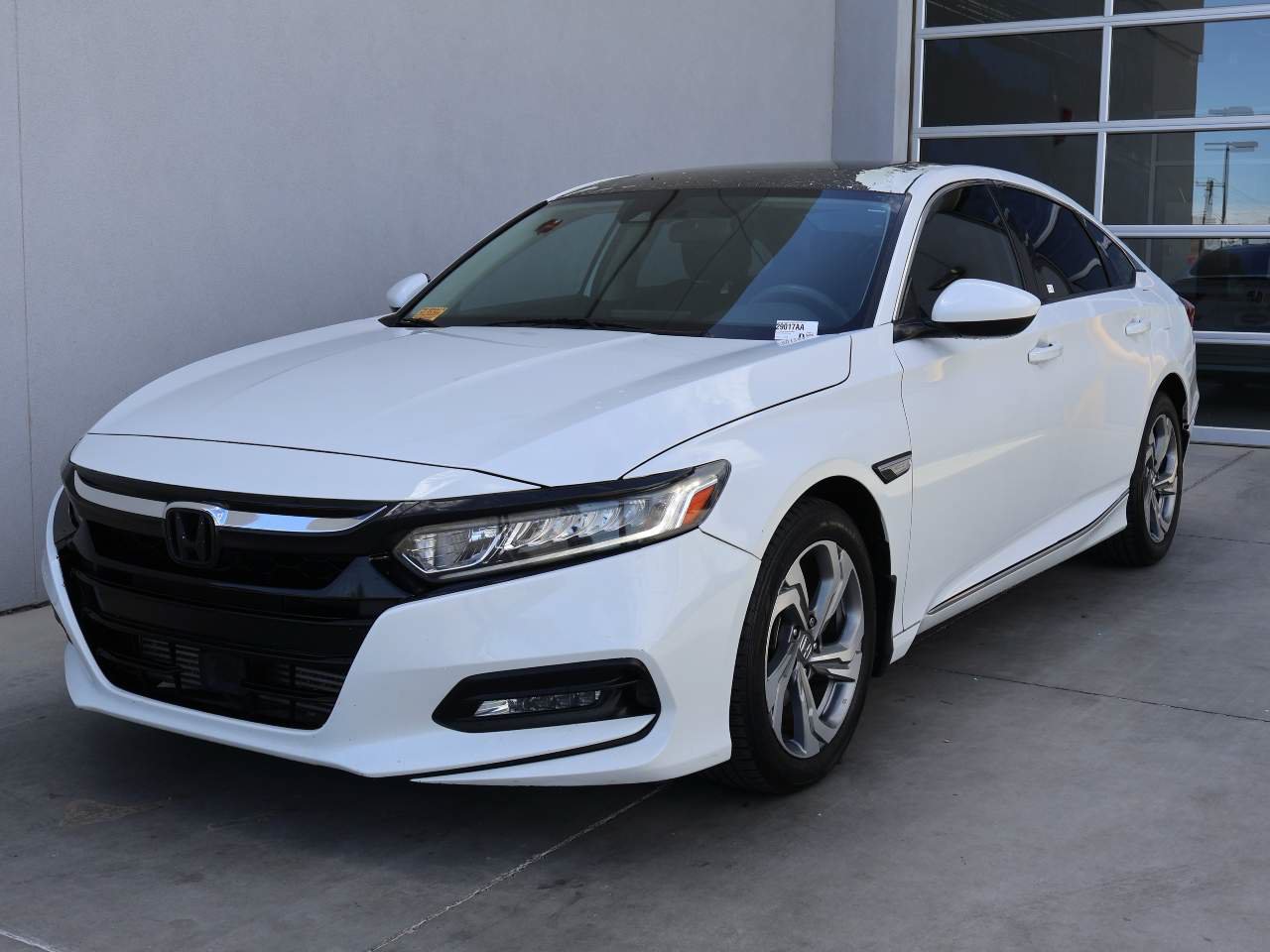 Used 2019 Honda Accord EX image 1