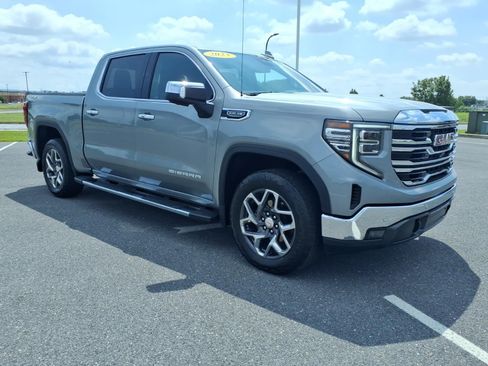 Certified 2023 GMC Sierra 1500 SLT w/ SLT Premium Plus Package AWD/4WD image 3