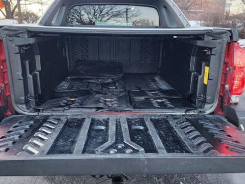 Used 2003 Chevrolet Avalanche 4x4 w/ Suspension Package, Off-Road image 14