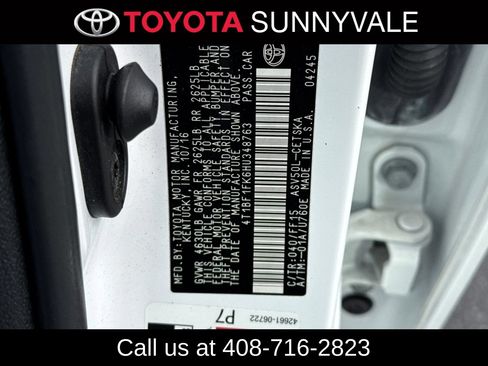 Used 2017 Toyota Camry SE w/ Moonroof Package FWD image 30