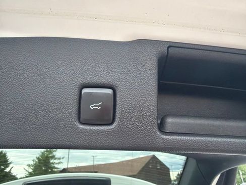 Used 2020 Ford Escape SEL AWD/4WD image 47