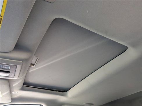 Used 2018 RAM 2500 Laramie w/ Convenience Group image 16