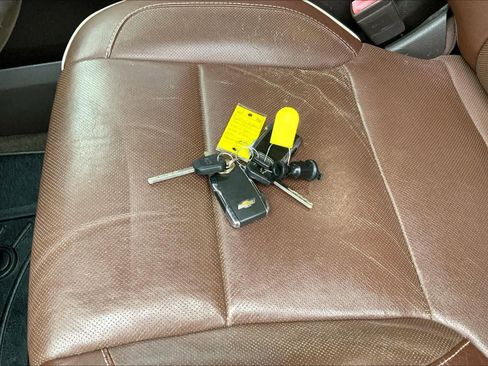 Used 2018 Chevrolet Silverado 1500 High Country image 15