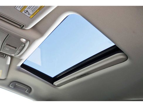 Used 2024 Nissan Armada Platinum w/ Cargo Package image 31