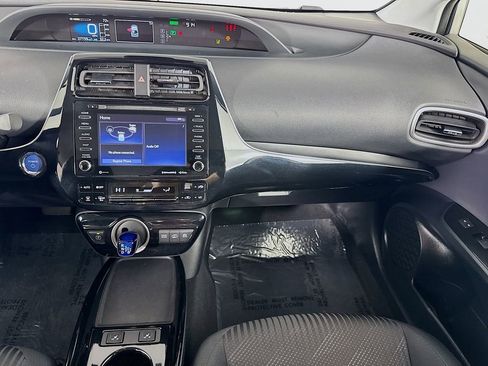 Used 2020 Toyota Prius Prime LE image 24