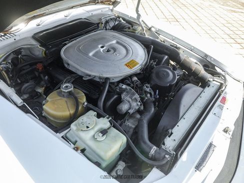 Used 1988 Mercedes-Benz 560 SL image 22