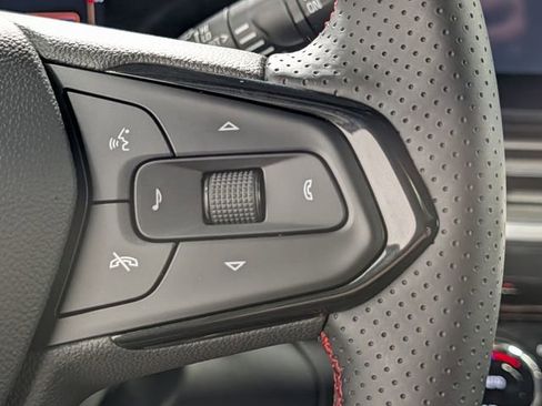 New 2026 Chevrolet Trax RS w/ Sunroof Package image 22