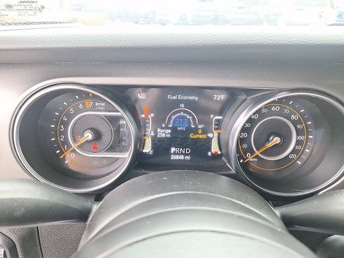 Used 2023 Jeep Gladiator Sport AWD/4WD image 14
