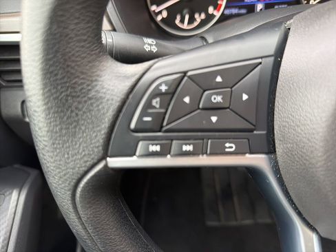 Used 2025 Nissan Altima 2.5 SV image 23
