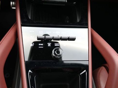 New 2026 Porsche Cayenne GTS image 17