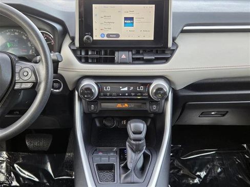 Used 2024 Toyota RAV4 XLE image 15