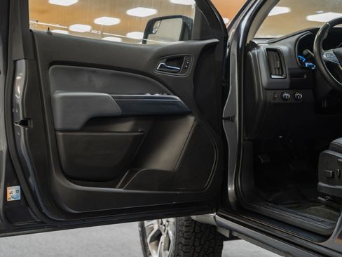 Used 2016 Chevrolet Colorado Z71 image 34