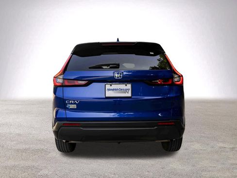 Used 2025 Honda CR-V LX image 8