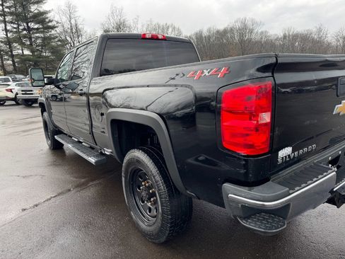 Used 2018 Chevrolet Silverado 3500 LT image 12