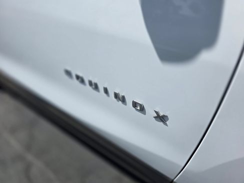 Used 2019 Chevrolet Equinox LS AWD/4WD image 14