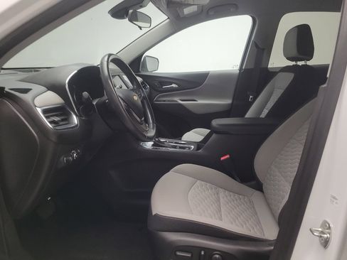 Used 2021 Chevrolet Equinox LT FWD image 17