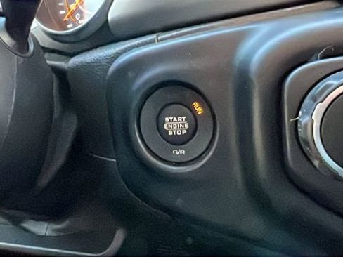 Used 2020 Jeep Gladiator Sport w/ Quick Order Package 24S image 32