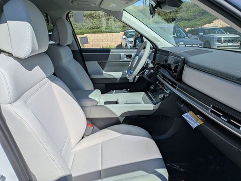 New 2026 Hyundai Santa Fe SE FWD image 31