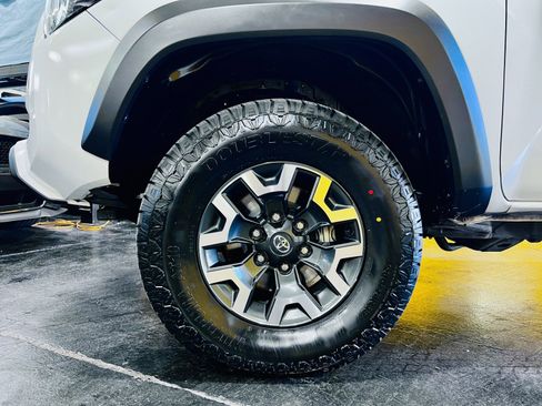 Used 2023 Toyota Tacoma TRD Off-Road image 25