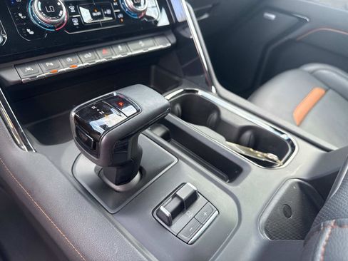 Used 2024 GMC Sierra 1500 AT4 w/ Technology Package image 27