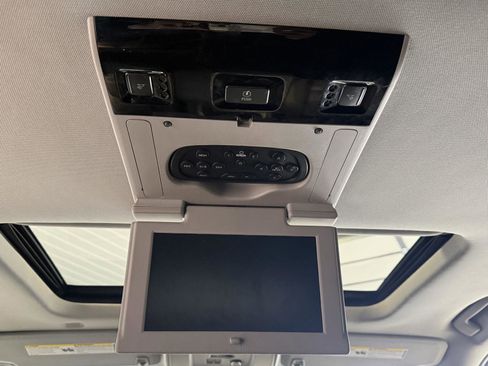 Used 2019 GMC Yukon Denali w/ Open Road Package image 28