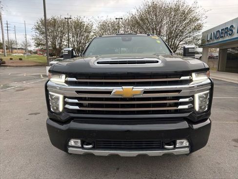 Used 2023 Chevrolet Silverado 3500 High Country w/ Snow Plow Prep/Camper Package image 9