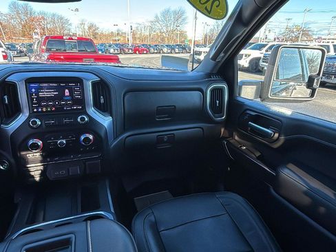 Certified 2020 GMC Sierra 2500 SLT w/ SLT Convenience Package image 28