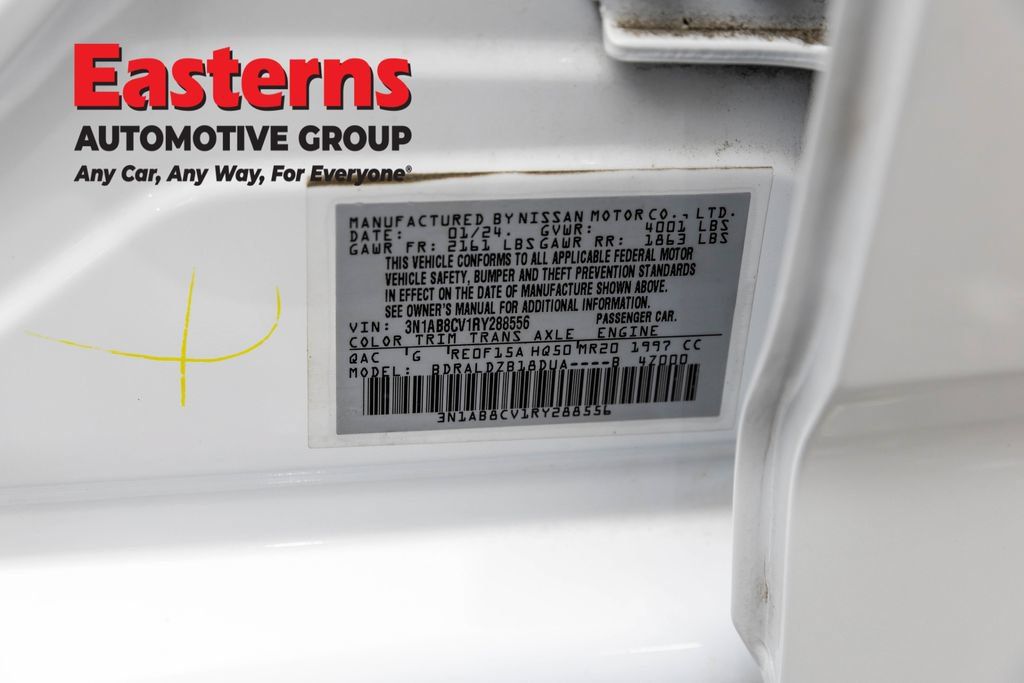 Used 2024 Nissan Sentra SV FWD image 35