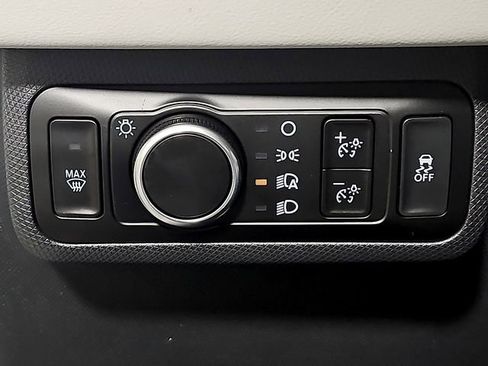 Used 2023 Ford Mustang Mach-E Premium image 26