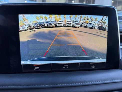 Used 2023 GMC Yukon XL SLE w/ Max Trailering Package AWD/4WD image 16