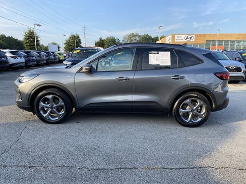 Used 2025 Ford Escape ST-Line image 4