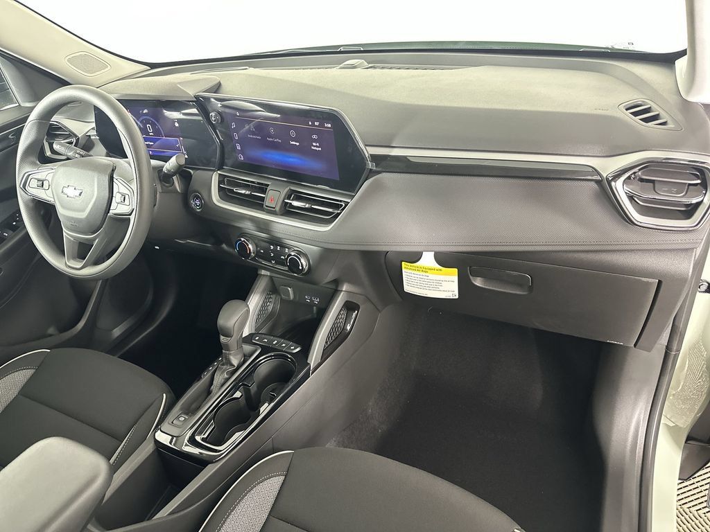 New 2026 Chevrolet TrailBlazer LS w/ LS Convenience Package FWD image 28