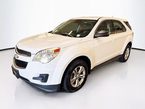 Used 2013 Chevrolet Equinox LS AWD/4WD image 3
