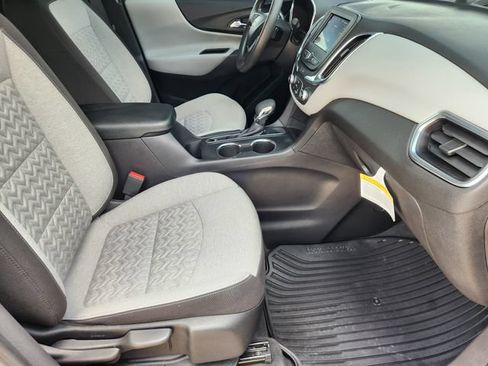 Used 2024 Chevrolet Equinox LS w/ LS Convenience Package FWD image 14