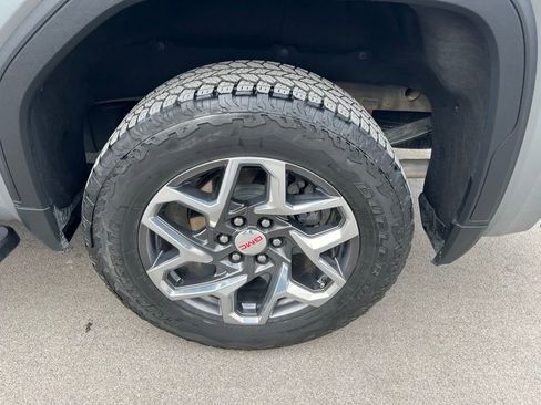 Used 2023 GMC Sierra 1500 SLT w/ SLT Premium Package image 14