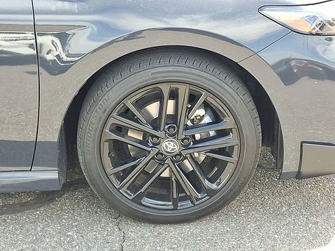 Used 2025 Toyota Camry SE FWD image 30