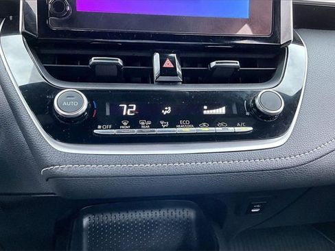 Used 2024 Toyota Corolla SE image 22