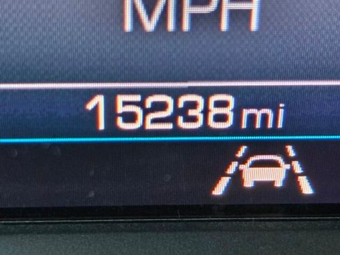 Used 2022 GMC Terrain SLE w/ Driver Convenience Package image 23